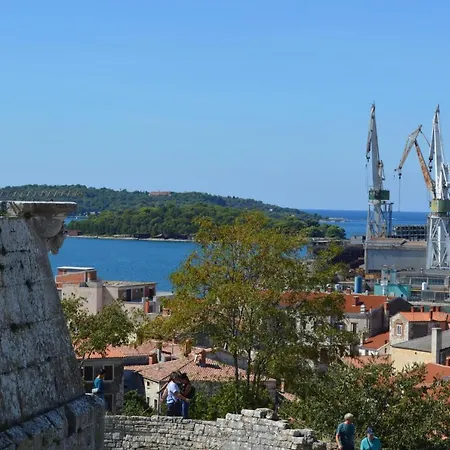 Apartman Kapetan * Pula